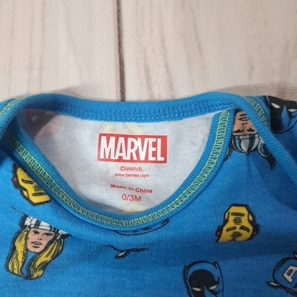 3 FOR 12 SALE Marvel Comics Avengers Infant Unisex  Bodysuit-Size 0-3M